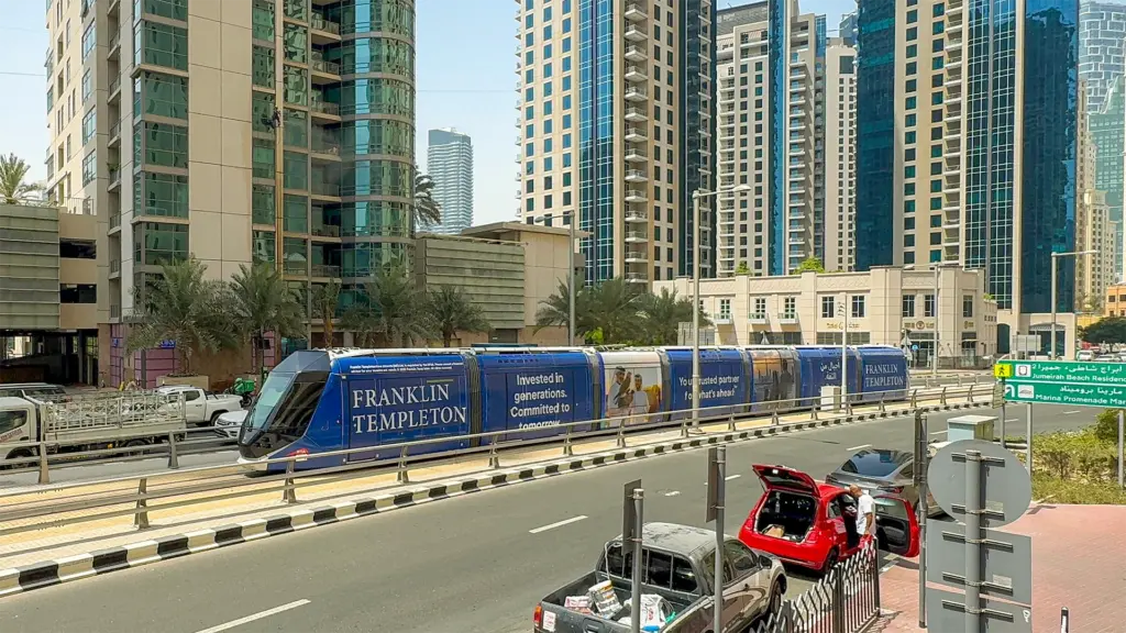 Franklin Templeton, Tram Outdoor - OOH