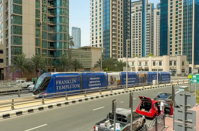 Franklin Templeton, Tram Outdoor - OOH