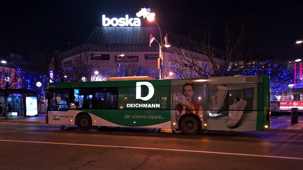 Bus outdoor advertising deichmann dubai